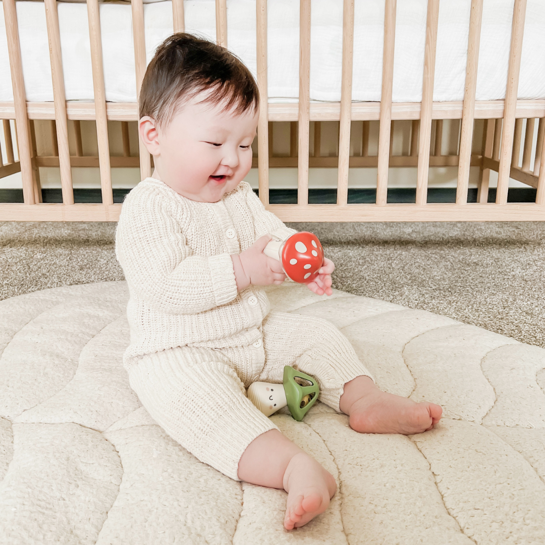 Itzy Mini Maracas™ Musical Rattle Set - Image 7