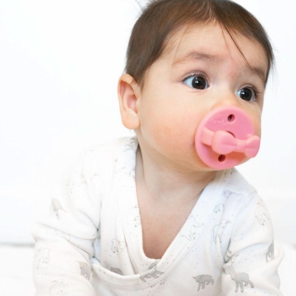 Itzy Paci™ Orthodontic Silicone Pacifier 6-18M - Image 2