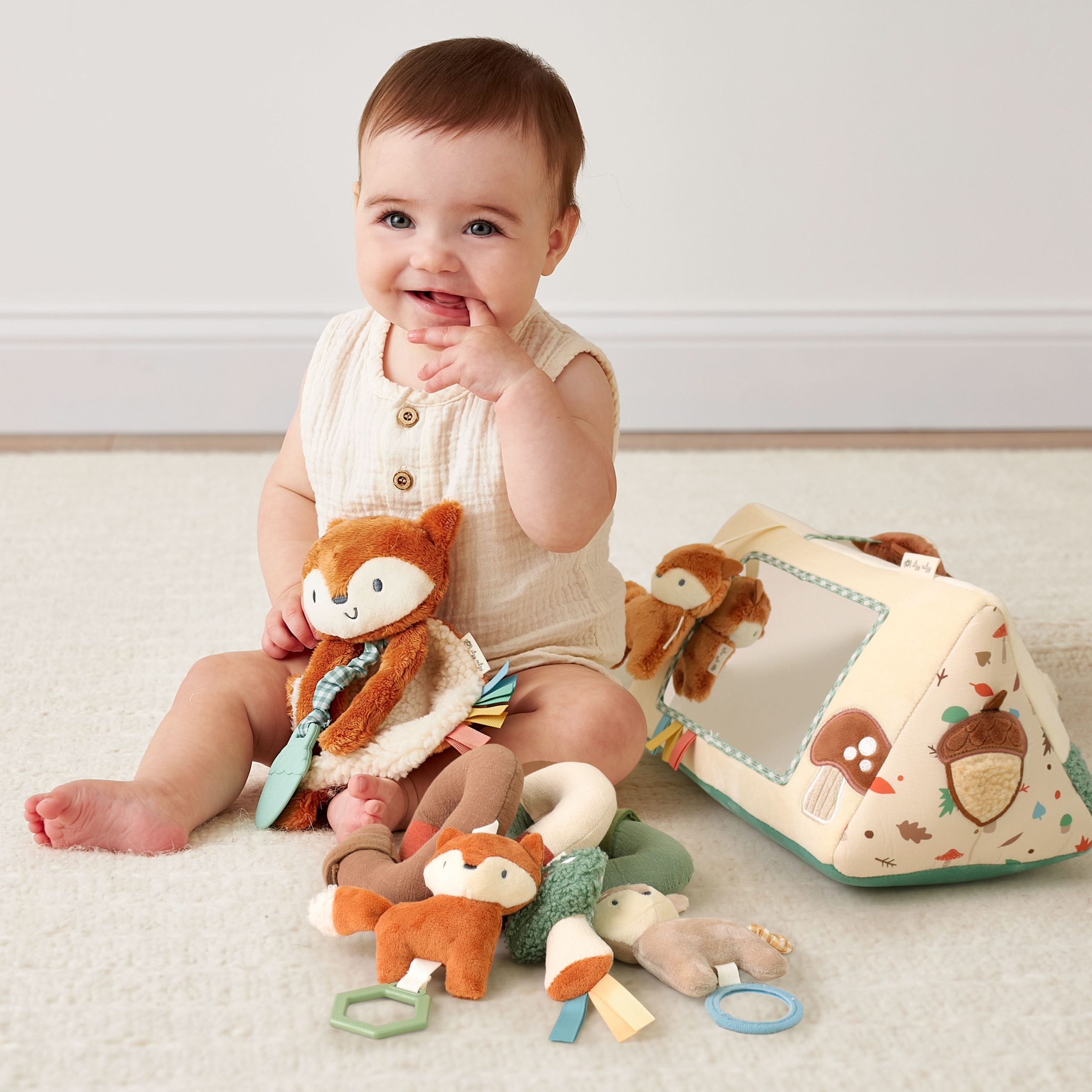 Babylist x Itzy Lovey™ Plush and Teether Toy - Image 8