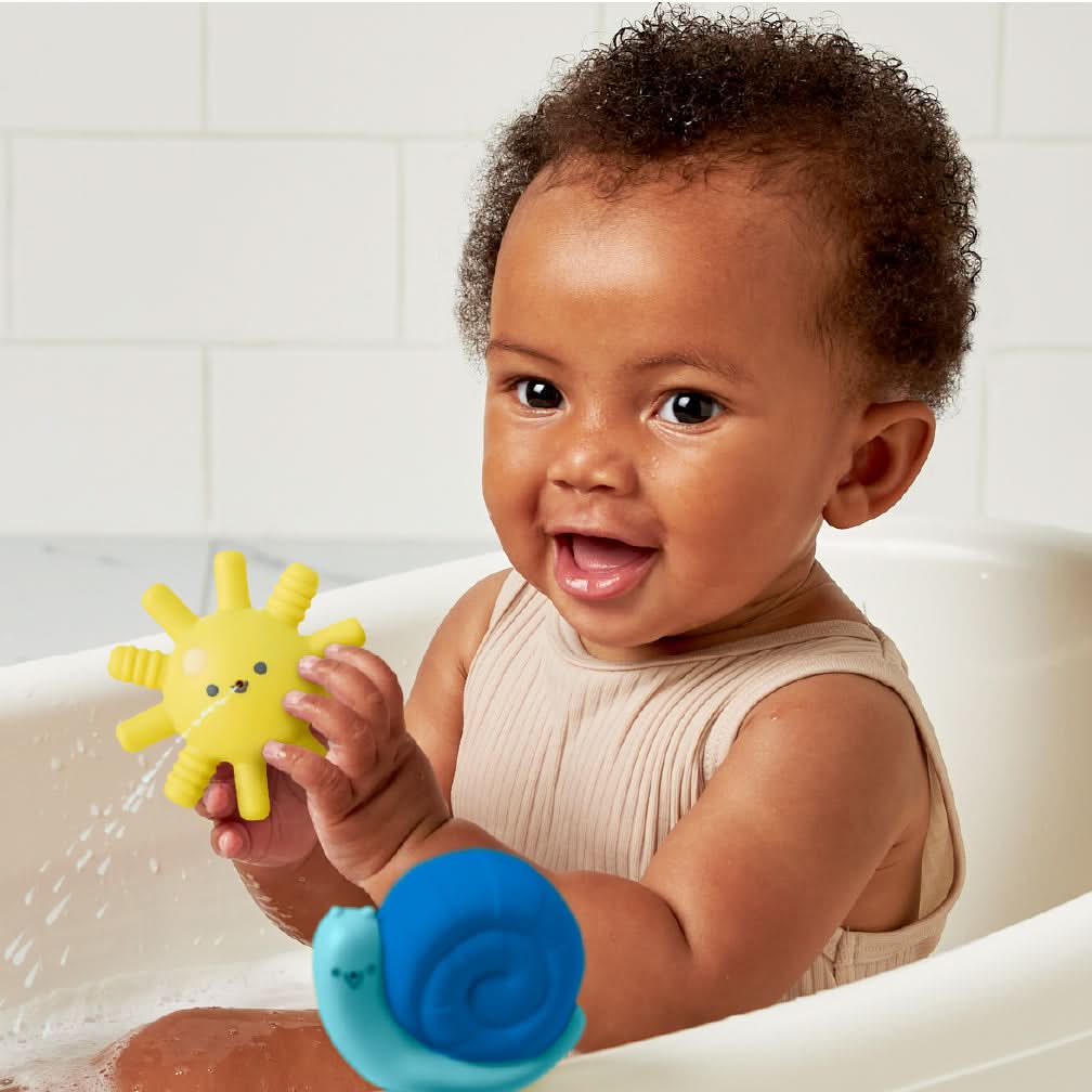 Itzy Splash Gift Set™ 10-Piece Bath Toys - Image 10