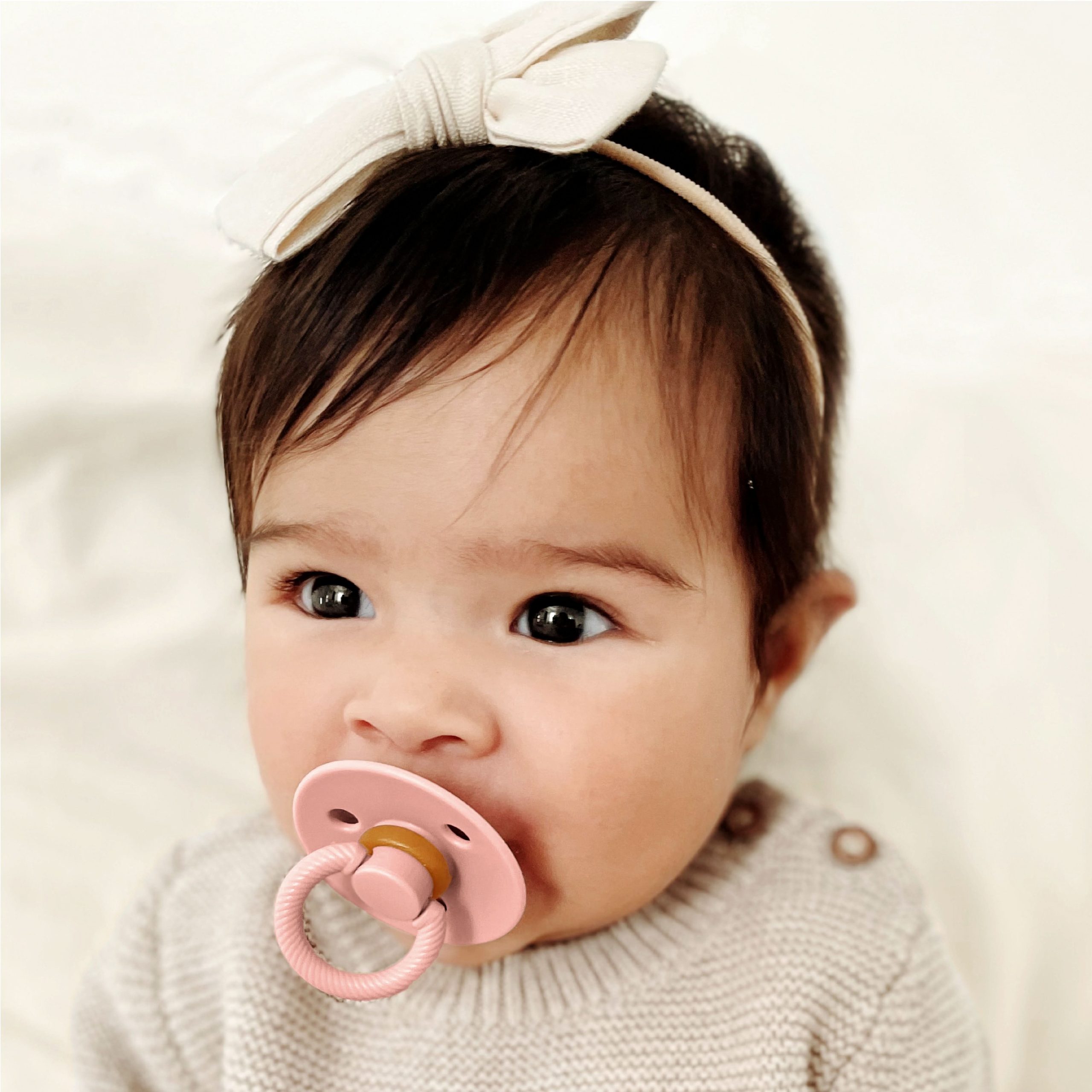 Itzy Soother™ Natural Rubber Pacifier - 6-18M - Image 29