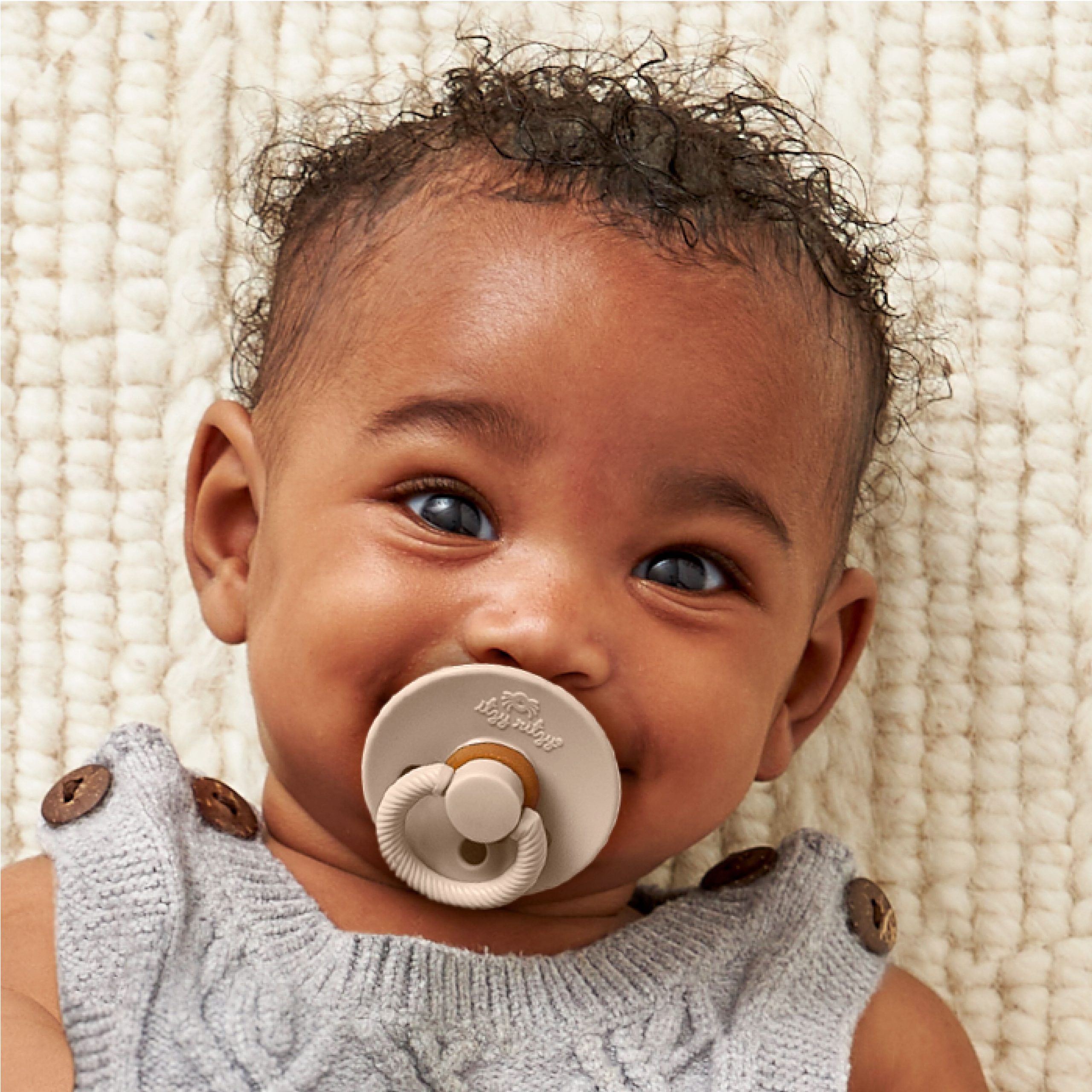Itzy Soother™ Natural Rubber Pacifier - 0-6M - Image 29